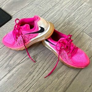 Women’s Nike Airmax